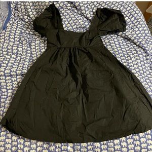 black puff sleeve dress